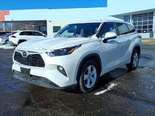 2023 Toyota Highlander for sale in Lansing MI