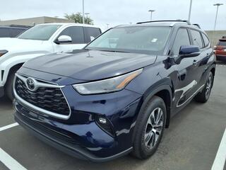 2023 Toyota Highlander for sale in Chandler AZ
