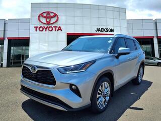 2024 Toyota Highlander for sale in Jackson MS