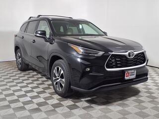2025 Toyota Highlander for sale in Denton TX