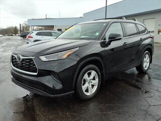 2023 Toyota Highlander for sale in Lansing MI