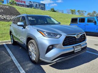 2023 Toyota Highlander for sale in Roanoke VA