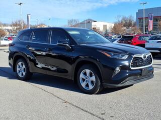 2025 Toyota Highlander for sale in Roanoke VA