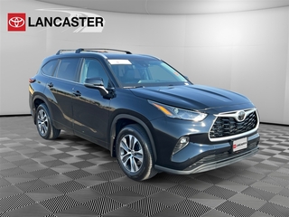 2024 Toyota Highlander for sale in Lancaster CA