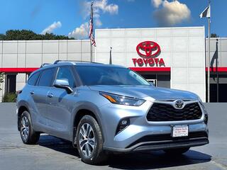 2023 Toyota Highlander for sale in Lexington MA