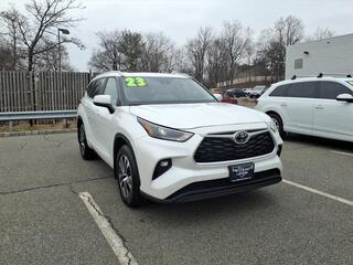 2023 Toyota Highlander for sale in Little Falls NJ