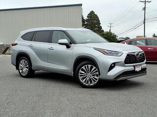 2023 Toyota Highlander for sale in Lynchburg VA