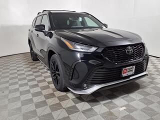2026 Toyota Highlander for sale in Denton TX