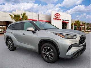 2023 Toyota Highlander for sale in Charleston SC