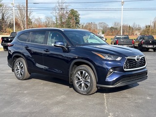 2026 Toyota Highlander for sale in Hendersonville NC