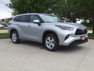 2024 Toyota Highlander for sale in Grimes IA