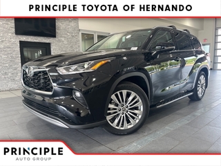 2025 Toyota Highlander for sale in Hernando MS
