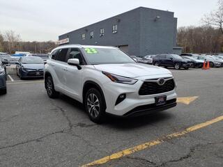 2023 Toyota Highlander for sale in Little Falls NJ