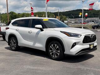 2023 Toyota Highlander for sale in Princeton WV