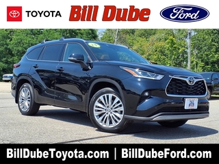 2023 Toyota Highlander for sale in Dover NH