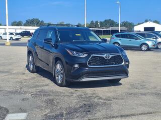 2024 Toyota Highlander for sale in Miamisburg OH