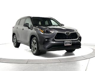 2024 Toyota Highlander for sale in Schaumburg IL