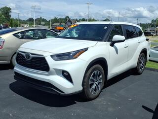 2024 Toyota Highlander for sale in Hendersonville NC