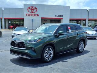 2025 Toyota Highlander for sale in Henderson NC
