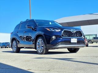 2026 Toyota Highlander for sale in Killeen TX