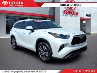 2023 Toyota Highlander for sale in Southfield MI