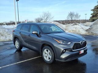 2023 Toyota Highlander for sale in Burnsville MN