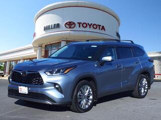 2024 Toyota Highlander