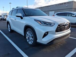 2024 Toyota Highlander for sale in Chandler AZ