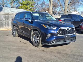 2023 Toyota Highlander for sale in Kirkwood MO