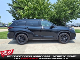 2024 Toyota Highlander for sale in Grimes IA