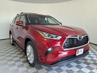 2025 Toyota Highlander for sale in Denton TX