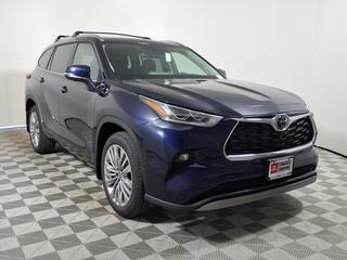 2025 Toyota Highlander for sale in Denton TX