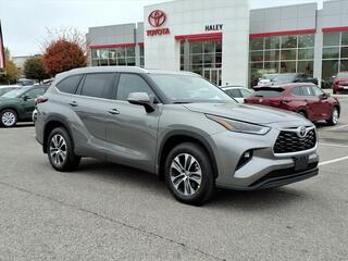 2026 Toyota Highlander for sale in Roanoke VA