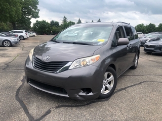 2013 Toyota Sienna for sale in Plymouth MI