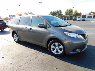 2015 Toyota Sienna for sale in Clarksville TN