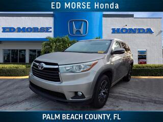 2016 Toyota Highlander for sale in Riviera Beach FL