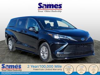2025 Toyota Sienna
