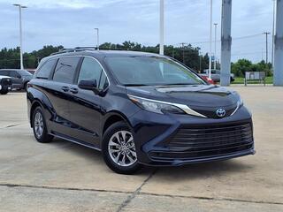 2025 Toyota Sienna