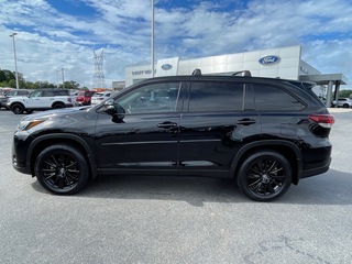 2019 Toyota Highlander for sale in Dandridge TN