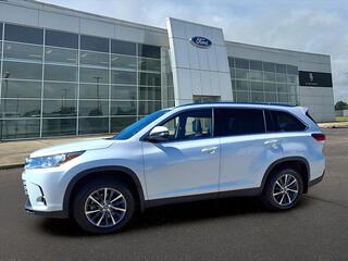 2019 Toyota Highlander for sale in Grenada MS