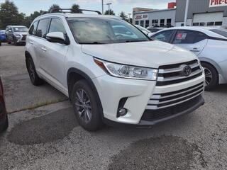 2017 Toyota Highlander for sale in Clarksville TN