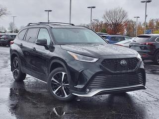 2022 Toyota Highlander for sale in Cincinnati OH