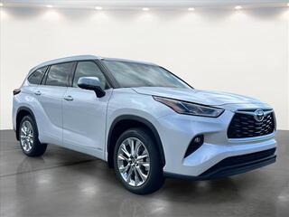 2024 Toyota Highlander Hybrid for sale in Winston Salem NC