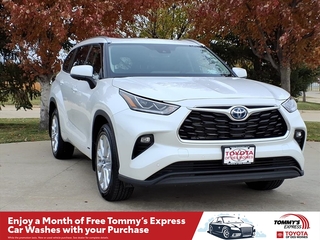 2024 Toyota Highlander Hybrid for sale in Grimes IA