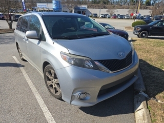 2014 Toyota Sienna