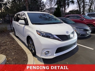 2015 Toyota Sienna