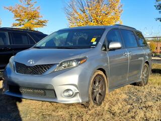 2017 Toyota Sienna for sale in Pineville NC