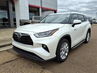 2021 Toyota Highlander Hybrid for sale in Jackson MS