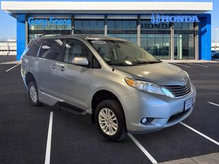 2014 Toyota Sienna for sale in Bowling Green KY