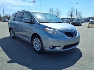2011 Toyota Sienna
